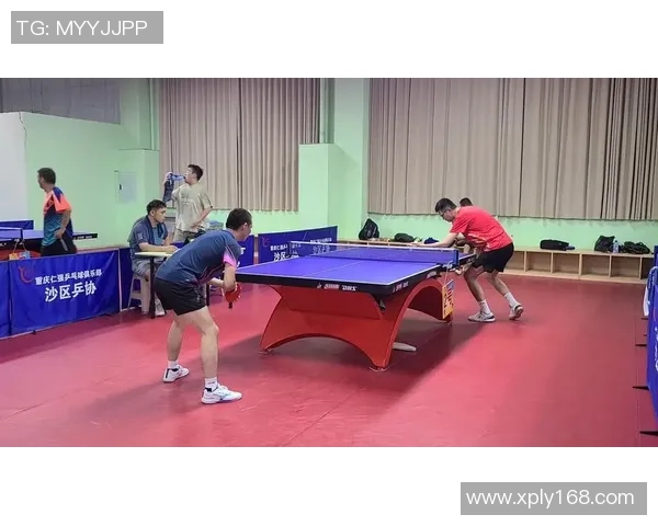 重庆乒乓球队与上海乒乓球队赛后复盘团队协作的精彩瞬间与经验分享